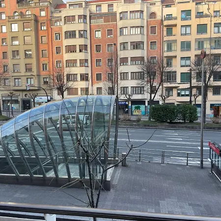 Fantastico Apartamento En El Centro De Bilbao Exterior photo