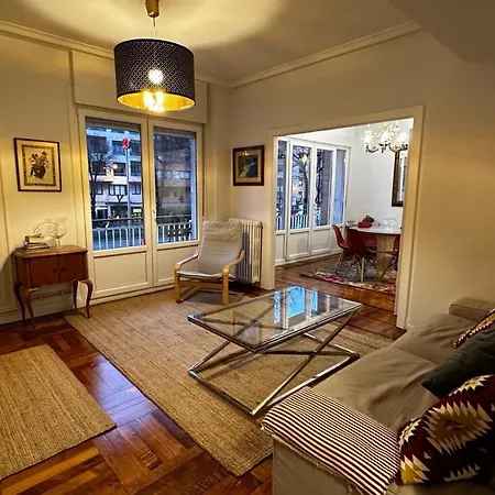 Fantastico Apartamento En El Centro De Bilbao Exterior photo